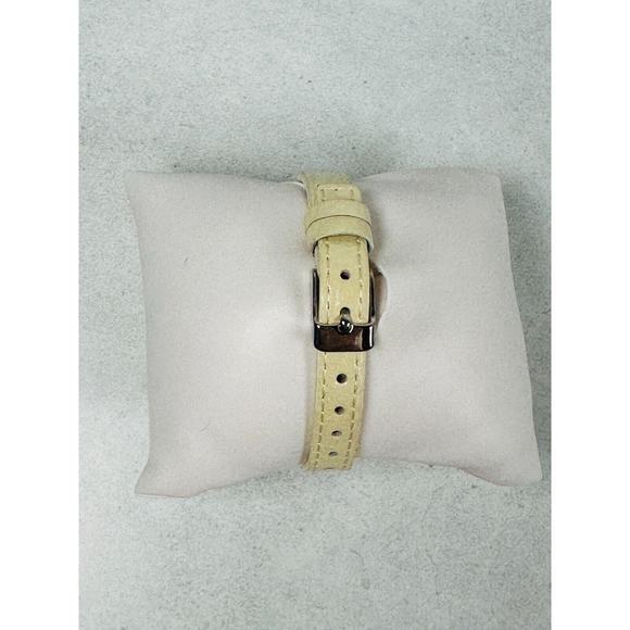 Chicos Watch Round 34mm Silver Tone Skinny Cream Leather Band Quartz New Battery - Picture 4 of 7